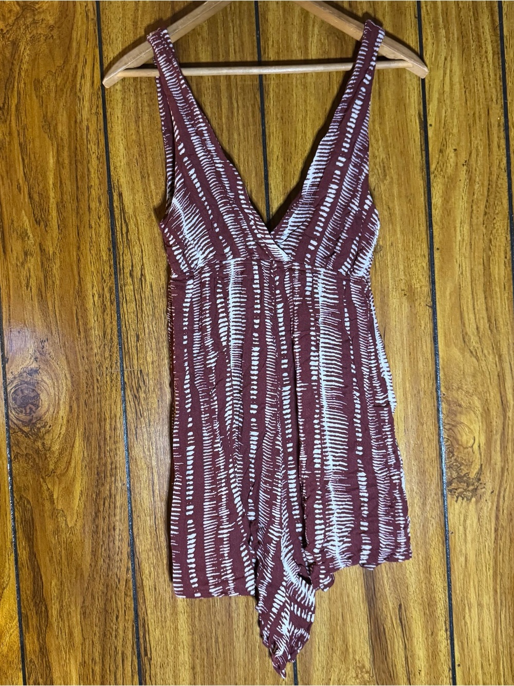 Wild Fable Womens Small Burgundy & Cream Lightweight Romper Festival Boho Earthy